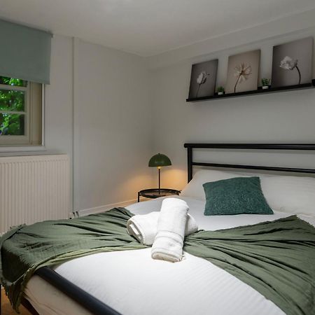 Gorgeous 2Bed House In New Road Apartment Лондон Екстериор снимка