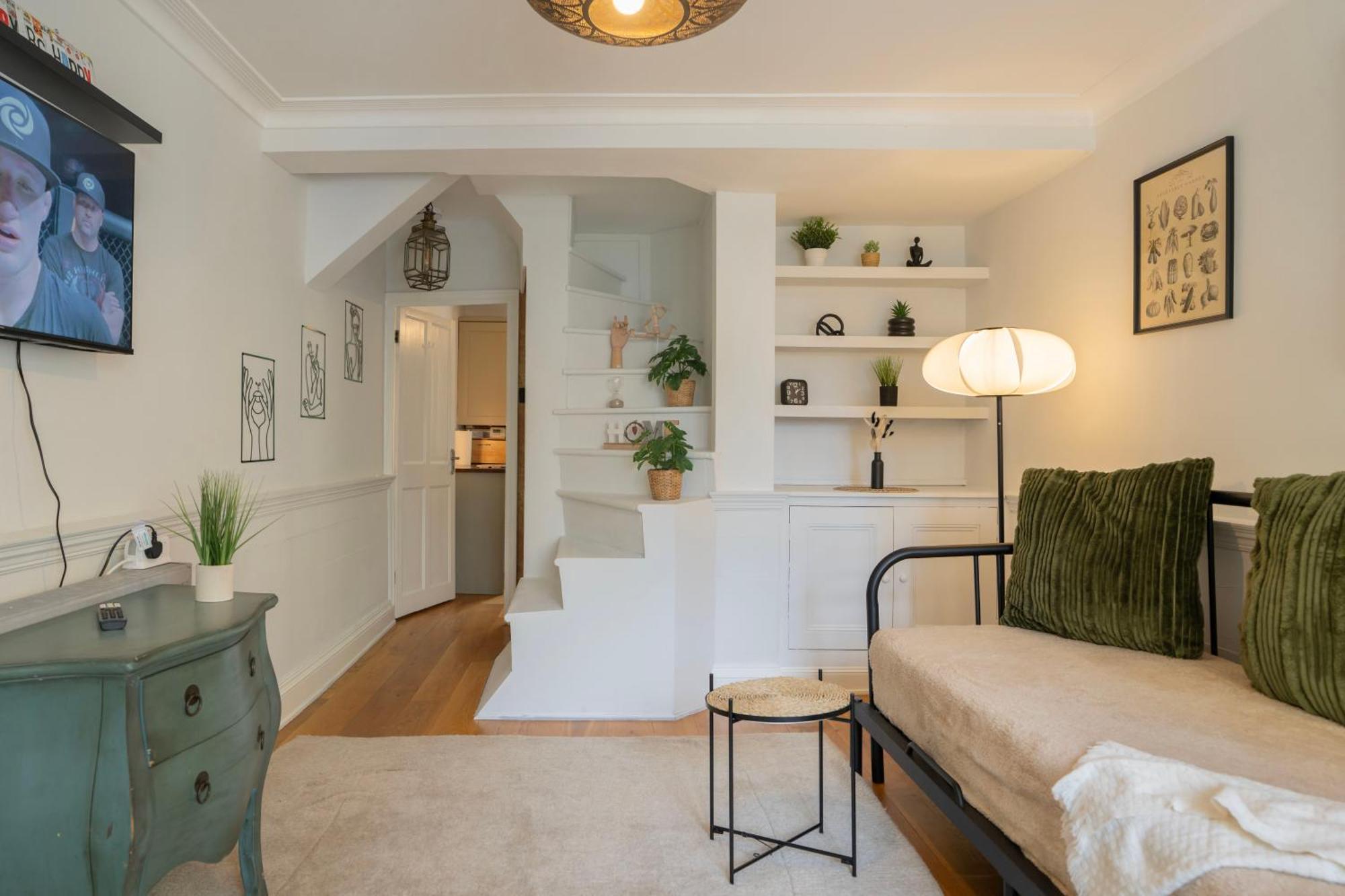 Gorgeous 2Bed House In New Road Apartment Лондон Екстериор снимка